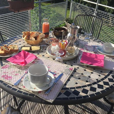 Cote Puy-De Dome Bed & Breakfast Orcines Exterior foto